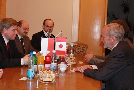 Ambasador Kanady w Krośnie - zdjęcie w treści 
