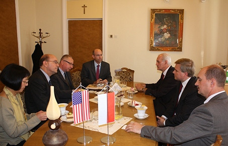 Konsul USA w Krośnie - zdjęcie w treści