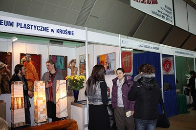 Zakończyły się VI Krośnieńskie Targi Edukacyjne w Krośnie - zdjęcie w treści 