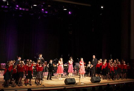 PRO MUSICA GRAND STANDARD ORCHESTRA na  GALICJA BLUES FESTIVAL - zdjęcie w treści  nr 2