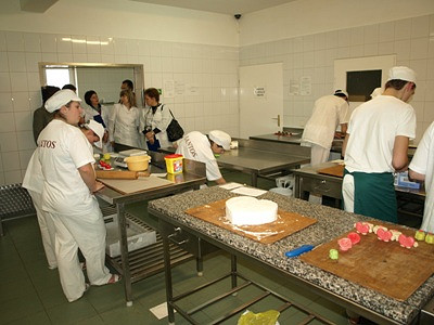 „Walentynkowe zwycięstwo cukierników ZSP Nr 2” - zdjęcie w treści  nr 1