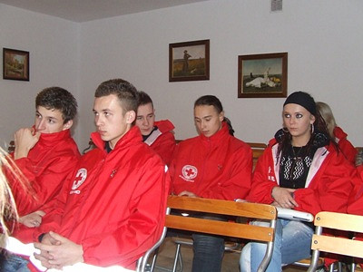 Ratownicy z „Naftówki” przygotowują się do zabezpieczenia Mistrzostw Europy w piłce nożnej EURO 2012 - zdjęcie w treści  nr 2