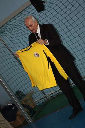 Stroje sportowe dla młodych sportowców - zdjęcie w treści  nr 1