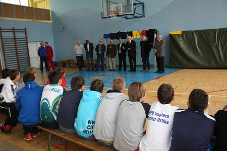 Stroje sportowe dla młodych sportowców - zdjęcie w treści  nr 2