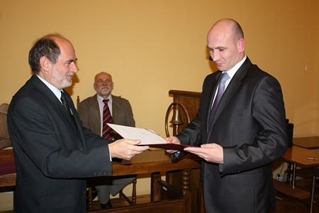Rada i Prezydent z zaświadczeniami - zdjęcie w treści  nr 8