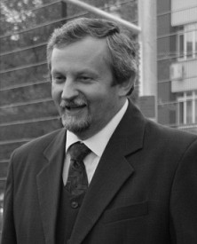 Nie żyje Tadeusz Wiewiórski - Dyrektor ZSP Nr 4 w Krośnie - zdjęcie w treści 