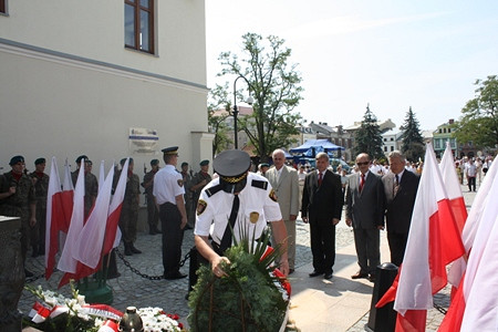 Zobacz jak Krosno uczciło święto narodowe 15 sierpnia - zdjęcie w treści  nr 1