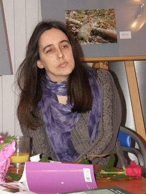 Nie spaceruj z czarnym psem. Czyli poezja Sarah Luczaj. - zdjęcie w treści 