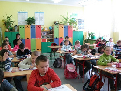 UWAGA RODZICE! Ostatnie dni zapisów do pierwszej klasy - zdjęcie w treści 