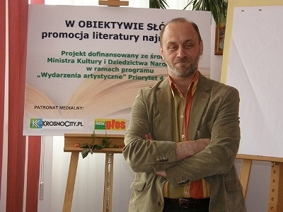 Poeta widzi więcej… warsztaty literackie w Krośnieńskiej Bibliotece - zdjęcie w treści 