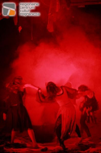 Teatr itd... na scenie Teatru Dramatycznego w Warszawie - zdjęcie w treści 