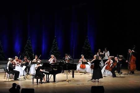 Koncert PRO MUSICA „Szczęśliwego Nowego Roku” - zdjęcie w treści 