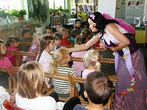 Marzenia się spełniają…  spotkanie z Edytą Zarębską w Krośnieńskiej Bibliotece Publicznej - zdjęcie w treści 