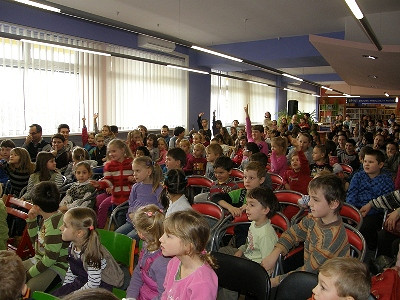 „Skrzat Titelitury” w Krośnieńskiej Bibliotece na zakończenie ferii zimowych - zdjęcie w treści  nr 2