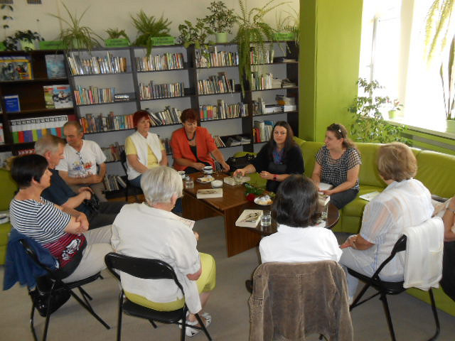 „Biblioteka przestrzenią dla kreatywnych”  - Tydzień Bibliotek w Krośnieńskiej Bibliotece Publicznej - zdjęcie w treści 