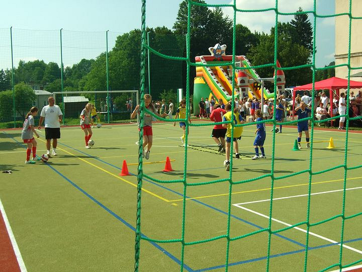 Ósemka ma nowe boisko - zdjęcie w treści 