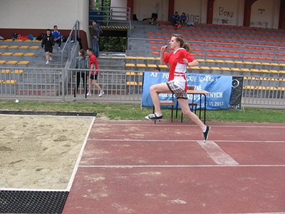 Bardzo dobry występ Alicji Sabik w XI Podkarpackich Igrzyskach Lekkoatletycznych - zdjęcie w treści  nr 1