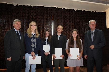 Stypendia dla najlepszych krośnieńskich uczniów - zdjęcie w treści  nr 1