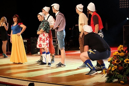 PODWÓJNE ZŁOTO KABARETU SSOK W LUBACZOWIE - zdjęcie w treści 