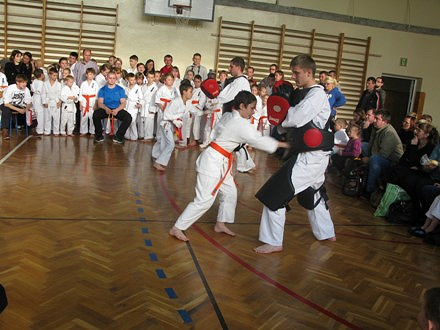 V Mikołajkowe Mistrzostwa Krośnieńskiego Klubu Kyokushin Karate - zdjęcie w treści nr 2