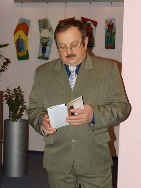 Rzeźba ludowa Marka Więcha - zdjęcie w treści