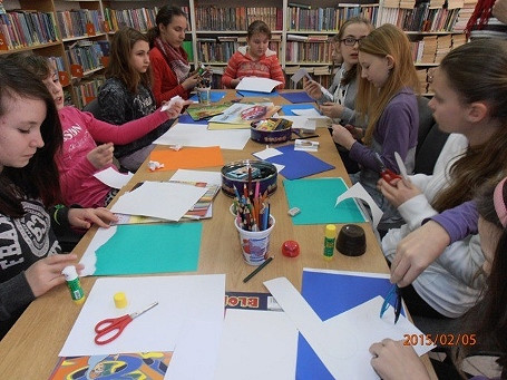 Ferie z książką w Krośnieńskiej Bibliotece Publicznej - zdjęcie w treści