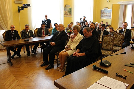 By docenić ludzi kultury - zdjęcie w treści 