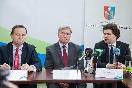 I PODKARPACKIE POKAZY LOTNICZE W TYM ROKU W MIELCU. ZA ROK W KROŚNIE - zdjęcie w treści