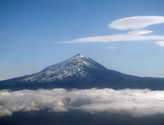 Krośnieńskie spotkania z podróżnikami - Na „dachu” Atlantyku – Teneryfa i Gomera