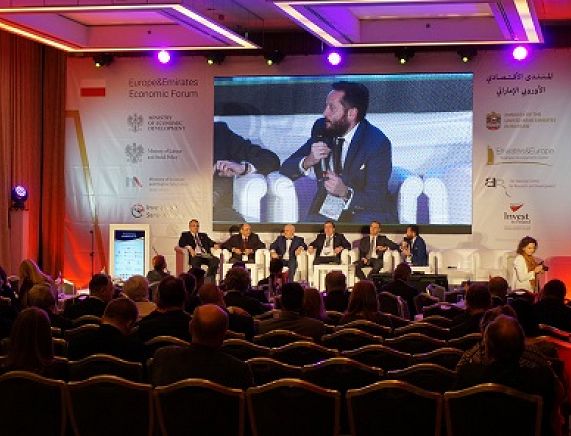 Zdjęcie uczestników forum