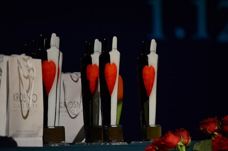 Prezydent nagrodził wolontariuszy. W Krośnie obchodzono VII Krośnieński Dzień Wolontariatu - zdjęcie w treści  nr 1