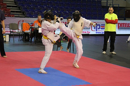 Siedem medali w Budapeszcie dla KKK Kyokushin - zdjęcie w treści  nr 2