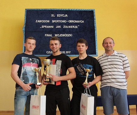 Uczniowie krośnieńskiej „Budowlanki” ponownie najlepsi w wojewódzkich zawodach