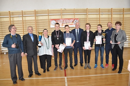 IV Memoriał im Marii Stahl w zawodach sportowo - obronnych dla gimnazjalistów już za nami - zdjęcie w treści  nr 3