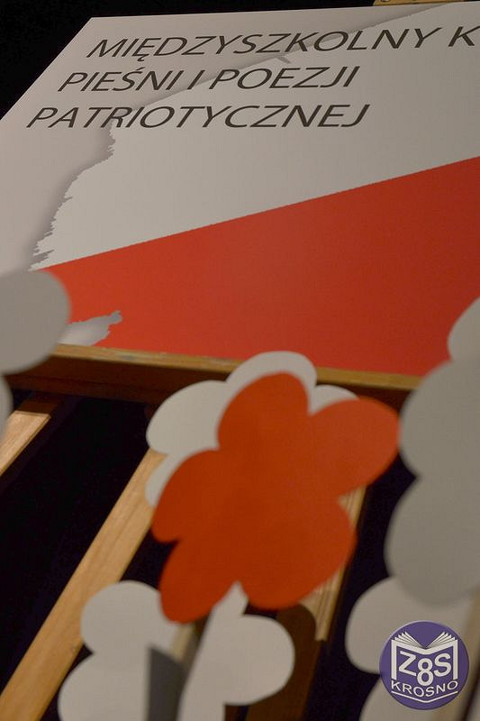 XV Międzyszkolny Konkurs Pieśni i Poezji Patriotycznej już za nami - zdjęcie w treści 