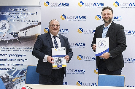 Uczniowie Krośnieńskiego Mechanika będą odbywać praktyki pod okiem fachowców czołowej firmy lotniczej - zdjęcie w treści nr 1