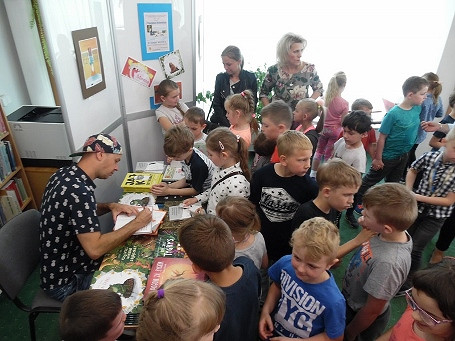 „Książki piszę w głowie” – spotkanie z Przemysławem Wechterowiczem - zdjęcie w treści nr 3