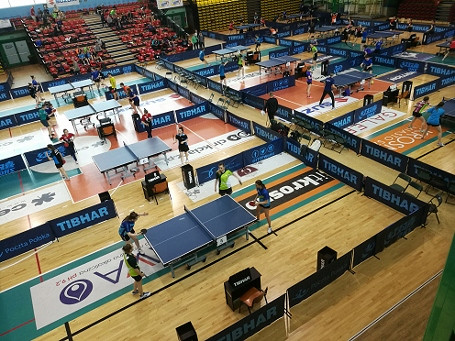 Indywidualne i Drużynowe Mistrzostwa Polski Juniorów i Juniorek w tenisie stołowym - Krosno 2018 - zdjęcie w treści