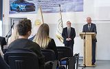 poświęcenie sztandaru, wystąpienie zaproszonych gości