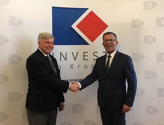 Piotr Przytocki - Prezydent Miasta Krosna i Krzysztof Ślęzak - dyrektor Oddziału ARP S.A. w Mielcu