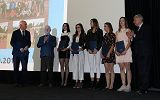 wręczenie stypendiów dla najzdolniejszych uczniów