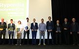 wręczenie stypendiów dla najzdolniejszych uczniów