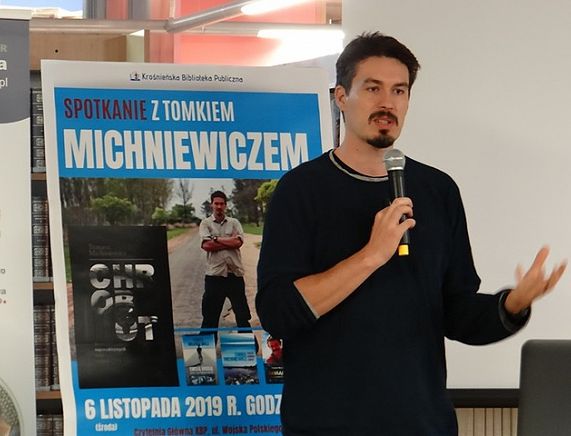 „To, czego nie widać na zdjęciach” czyli świat według Tomasza Michniewicza