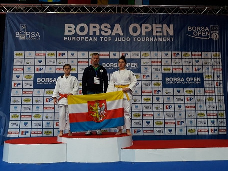 Udany występ krośnieńskich judoczek na międzynarodowym turnieju w Mostarze - zdjęcie w treści nr 1