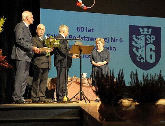 Jubileusz 60-lecia SP nr 6 w Krośnie