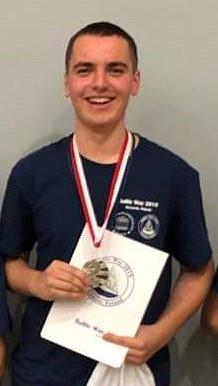 SREBRO DLA UCZNIA KROŚNIEŃSKIEGO „KOPERNIKA” W MIĘDZYNAROWOWYCH ZAWODACH MATEMATYCZNYCH - zdjęcie w treści  nr 1