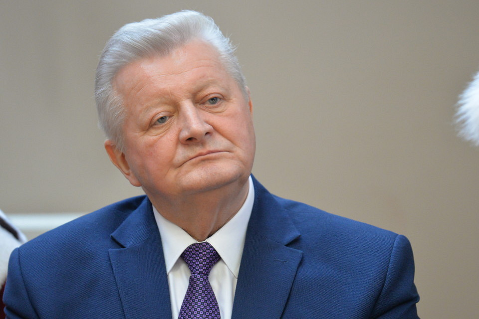 Piotr Przytocki zasłużonym dla PWSZ w Krośnie - zdjęcie w treści 