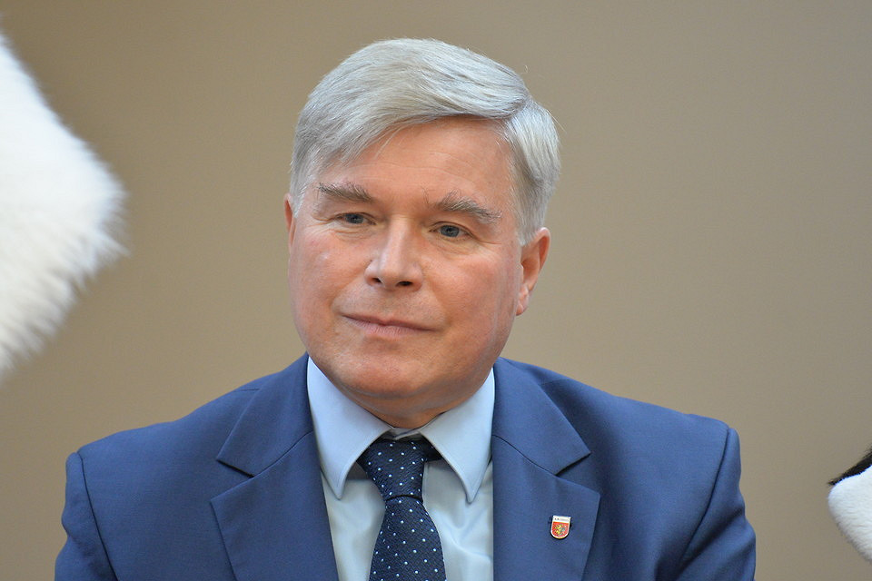 Piotr Przytocki zasłużonym dla PWSZ w Krośnie - zdjęcie w treści  nr 1