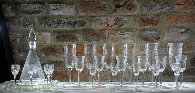 Szkło Podkarpackich Hut. Wyjątkowa wystawa w wyjątkowym miejscu - zdjęcie w treści nr 1