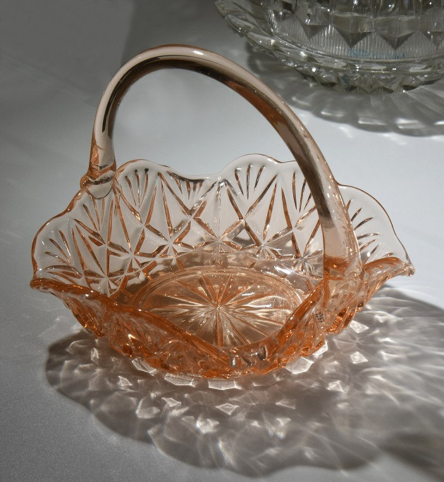 Szkło Podkarpackich Hut. Wyjątkowa wystawa w wyjątkowym miejscu - zdjęcie w treści nr 3